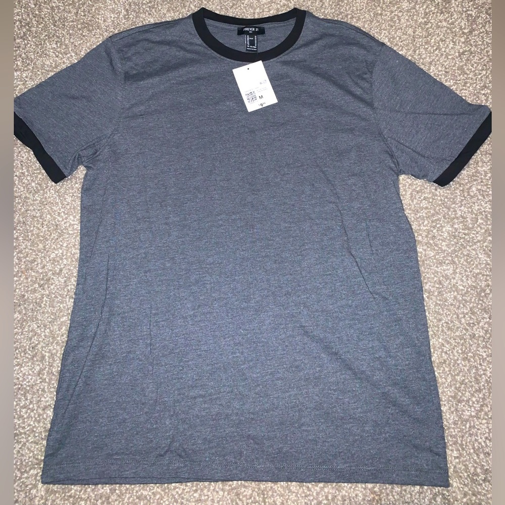 Forever 21 T-shirt